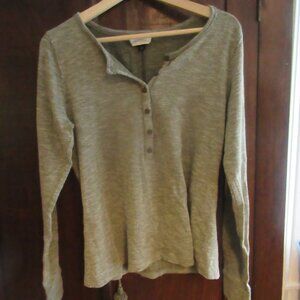 UNIVERSAL THREAD Women's Large Long Sleeve Shirt